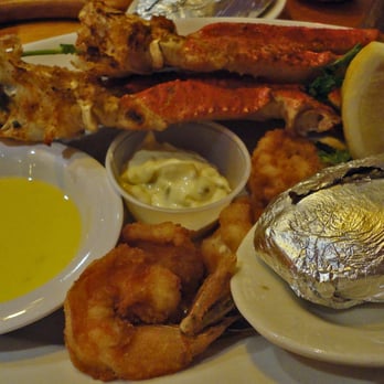 Sammys Fish Box - Snow crab and fried shrimp - Seafood Near Me - Bronx, New York