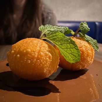 Uluh - Pumpkin puff dessert - Tea Rooms Near Me - New York, New York Uluh - Pumpkin puff dessert - Tea Rooms Near Me - New York, New York