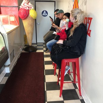 Fairgroundz - Waiting for the funnel cakes! - Ice Cream & Frozen Yogurt Near Me - Ontario, California