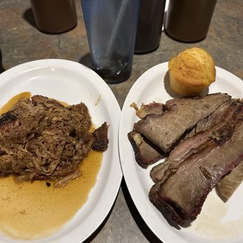 1911 Smoke House Barbeque - Brisket and pulled pork - Barbeque Near Me - Trenton, New Jersey 1911 Smoke House Barbeque - Brisket and pulled pork - Barbeque Near Me - Trenton, New Jersey