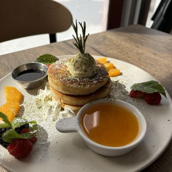 Peacock Pansy - Peacock Pansy Pancake - Breakfast & Brunch Near Me - San Francisco, California Peacock Pansy - Peacock Pansy Pancake - Breakfast & Brunch Near Me - San Francisco, California