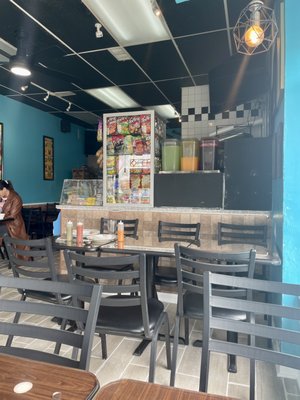 Pupuseria & Restaurant "El Cuscatleco" by null