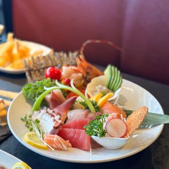 Gintaro Japanese Kitchen - Gintaro Sashimi ($39) - Japanese Near Me - Edmonton, Alberta