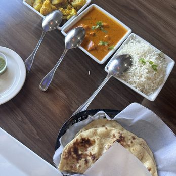 Taj Chaat House - Aloo Gobi Chicken Tikka Masala Plain Rice Plain Roti - Indian Near Me - Simi Valley, California Taj Chaat House - Aloo Gobi Chicken Tikka Masala Plain Rice Plain Roti - Indian Near Me - Simi Valley, California