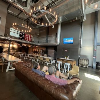 Bow & Arrow Brewing - Spacious! - Breweries Near Me - Albuquerque, New Mexico
