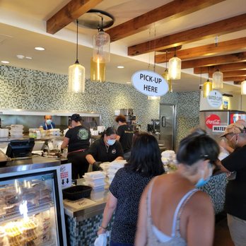 Nico's Pier 38 - Line - Seafood Near Me - Honolulu, Hawaii