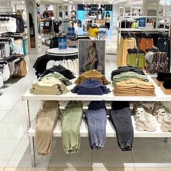 Forever 21 - Women's Clothing Near Me - Norridge, Illinois