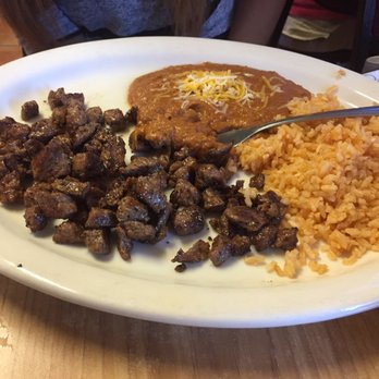 El Sur Restaurant - Carne asada plate - Mexican Near Me - Tucson, Arizona