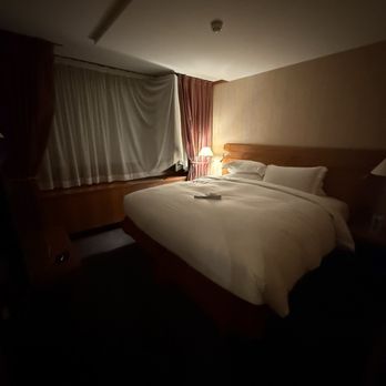 Hôtel Sofitel Bellecour - Bedroom - Hotels Near Me - Lyon, 69 Hôtel Sofitel Bellecour - Bedroom - Hotels Near Me - Lyon, 69