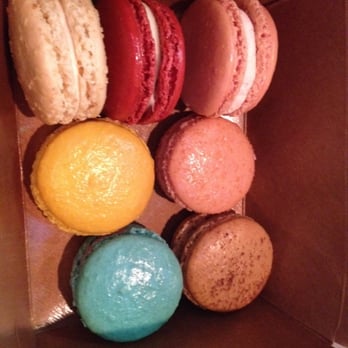La Tour Cafe - Macarons! - Cafes Near Me - Honolulu, Hawaii