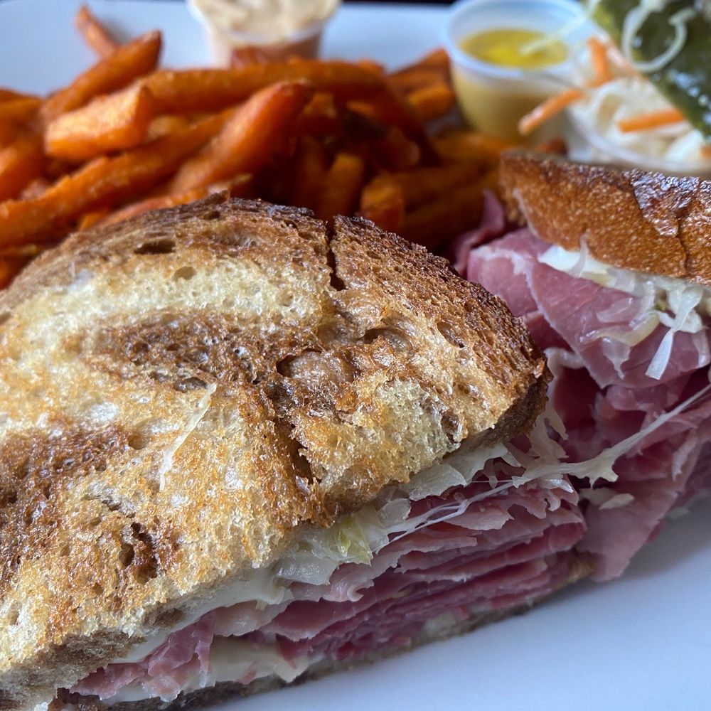 Jake's On Main - Reuben sandwich and sweet potato fries - Pubs Near Me - Unionville, Ontario