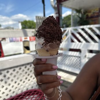 Carvel - Ice Cream & Frozen Yogurt Near Me - Arlington, Virginia Carvel - Ice Cream & Frozen Yogurt Near Me - Arlington, Virginia