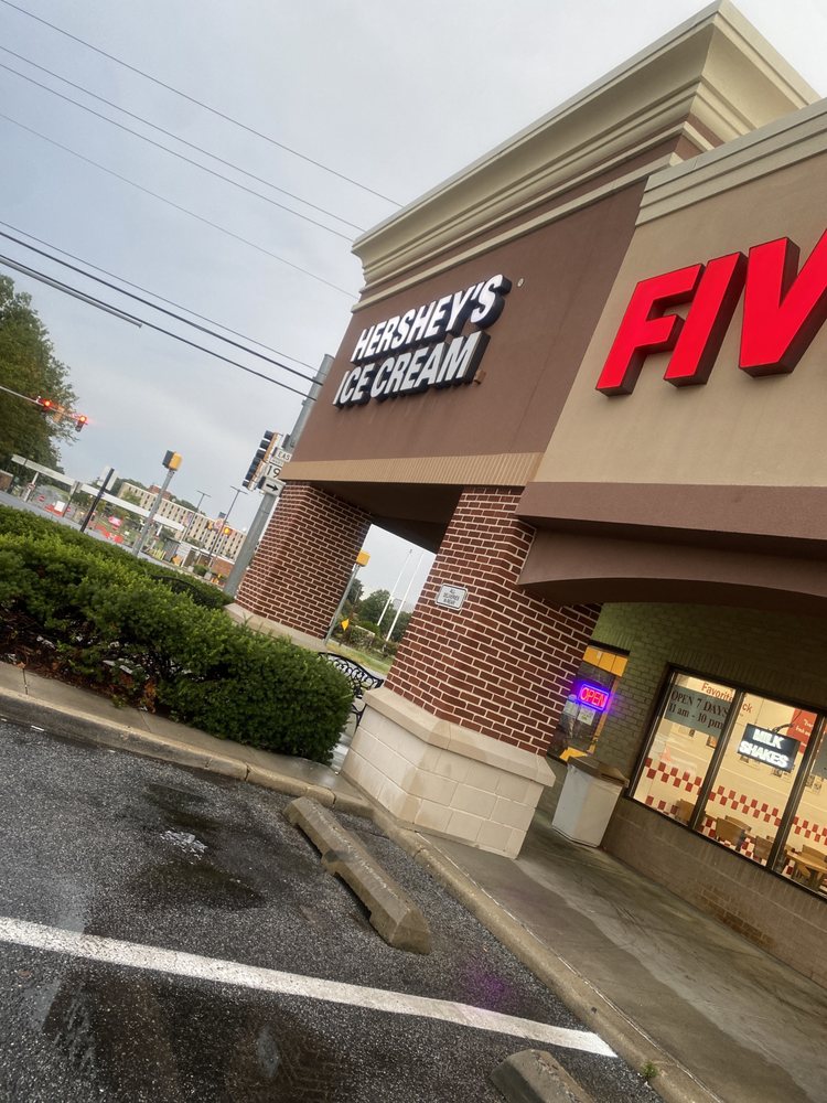 HERSHEY’S ICE CREAM Updated October 2024 15 Photos & 31 Reviews