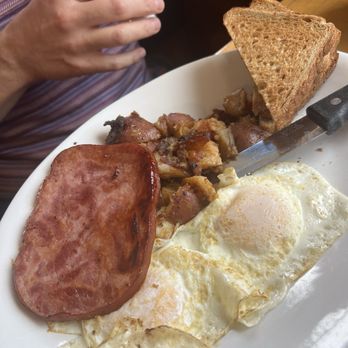 Rozzi's - American Near Me - Thomaston, Connecticut