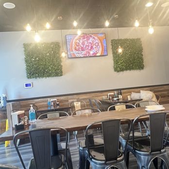 Zaatar N More - Inside - Pizza Near Me - Northridge, California Zaatar N More - Inside - Pizza Near Me - Northridge, California