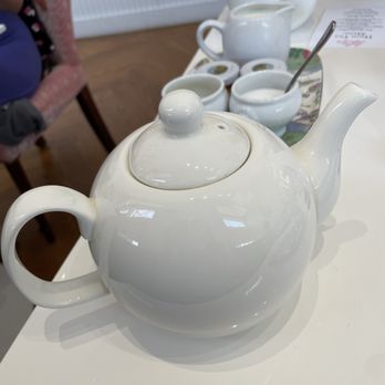 Jolie Tea Company - Tea pot - Tea Rooms Near Me - Salem, Massachusetts