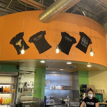 Squeezed Juice Bar - Check out area - Juice Bars & Smoothies Near Me - Albuquerque, New Mexico