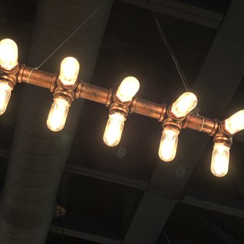 Chinitas - Cool lighting - Sushi Bars Near Me - Henderson, Nevada