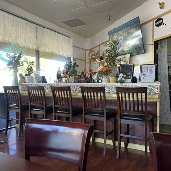 Khao Soi Thai Zen - Inside dining - Thai Near Me - Santa Rosa, California Khao Soi Thai Zen - Inside dining - Thai Near Me - Santa Rosa, California