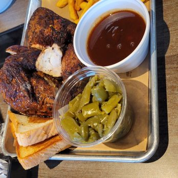 Earnest B's BBQ &Catering - 1/2 chicken plate - Barbeque Near Me - Frisco, Texas Earnest B's BBQ &Catering - 1/2 chicken plate - Barbeque Near Me - Frisco, Texas