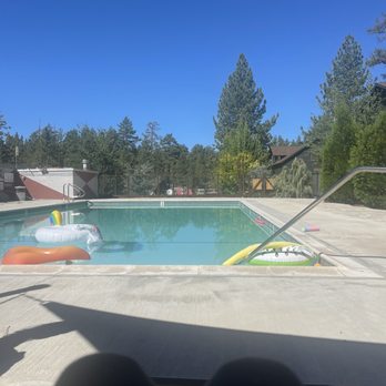 Noon Lodge at Mallard Bay - Pool - Big Bear Lake, CA