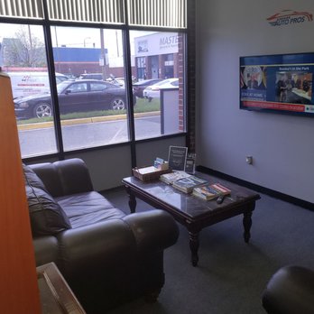 Airpark Auto Pros - Big Screen in the waiting area w/plenty of space & a CLEAR WINDOW to peak in on your vehicle! How cool is that?!? - Auto Repair Near Me - Gaithersburg, Maryland Airpark Auto Pros - Big Screen in the waiting area w/plenty of space & a CLEAR WINDOW to peak in on your vehicle! How cool is that?!? - Auto Repair Near Me - Gaithersburg, Maryland