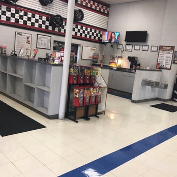 Les Schwab Tire Center - Party City with popcorn as you wait. - Tires Near Me - Oak Harbor, Washington Les Schwab Tire Center - Party City with popcorn as you wait. - Tires Near Me - Oak Harbor, Washington