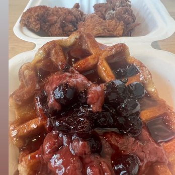Queen Mother’s Kitchen - Chicken and waffle with fruit - Sandwiches Near Me - Arlington, Virginia Queen Mother’s Kitchen - Chicken and waffle with fruit - Sandwiches Near Me - Arlington, Virginia