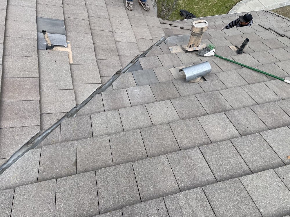 Slide of Garmar Roofing