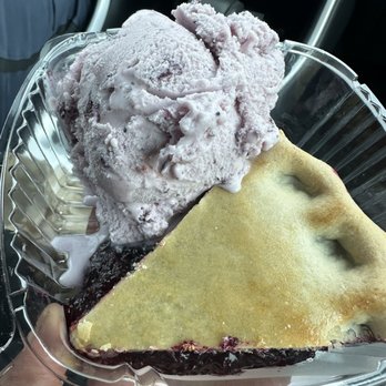 The Huckleberry Patch - Huckleberry pie with huckleberry Heaven ice cream - Desserts Near Me - Hungry Horse, Montana
