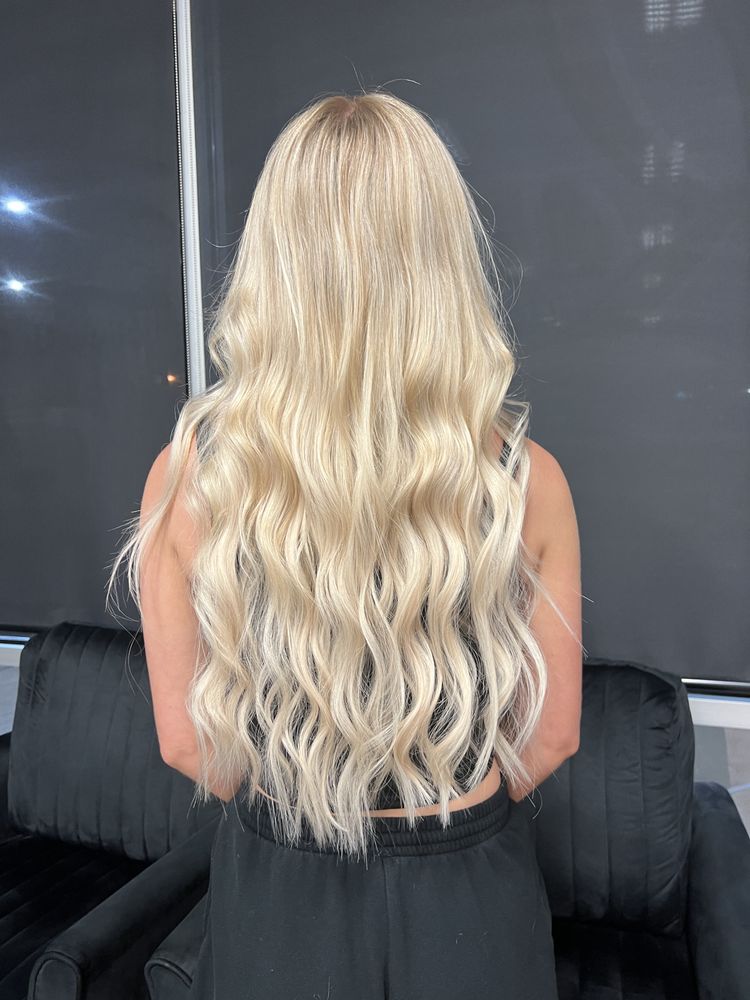 Hair by Lucianna Logo