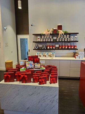 Chuao Chocolatier by null