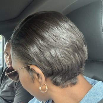 Junko Hair Studio - Nykeria's work! We're aiming for a bob eventually. Been growing from a pixie for about 6 months. - Hair Salons Near Me - Atlanta, Georgia