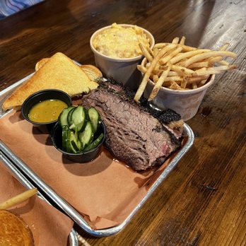 Apocalypse BBQ - Beef brisket - Food Trucks Near Me - Miami, Florida