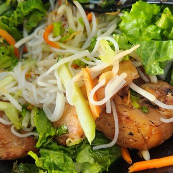 Joe's Pho Original - Chicken Vermicelli Bowl - Vietnamese Near Me - San Leandro, California