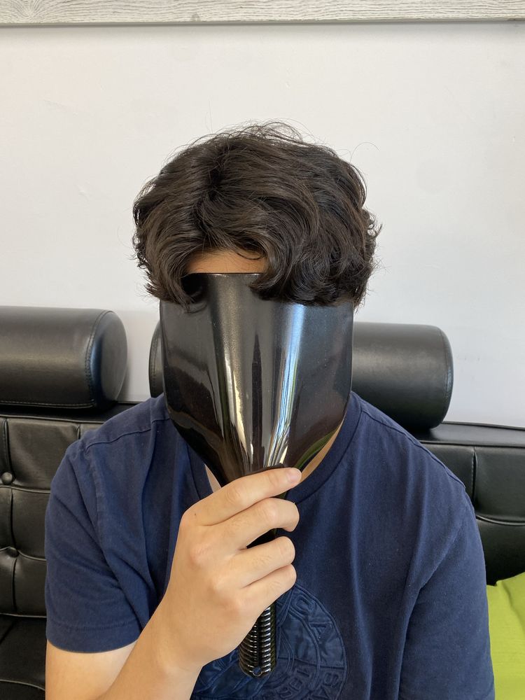 Edge Hair Salon Logo