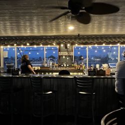 19th Hole Bar & Grill - Bar