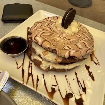 Toast - Cookies & Cream Pancakes - Breakfast & Brunch Near Me - Temecula, California