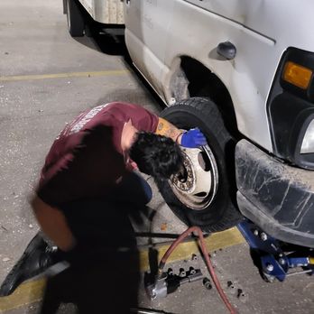 Roadside Tire Tech - Tire replacement for FedEx - Tires Near Me - Opelousas, Louisiana Roadside Tire Tech - Tire replacement for FedEx - Tires Near Me - Opelousas, Louisiana