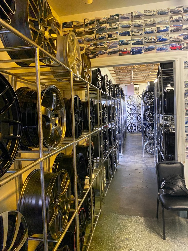 UNITED TIRE & WHEELS 60 Photos & 21 Reviews Tires 5301 Evergreen