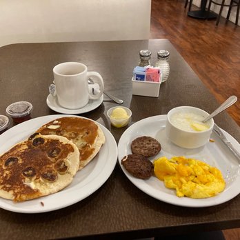 Marilyn's Cafe