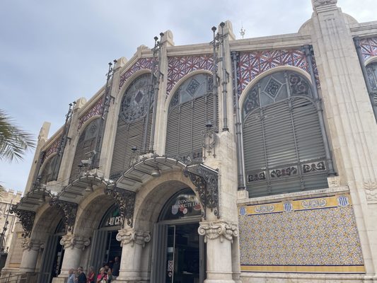 Mercat Central by null