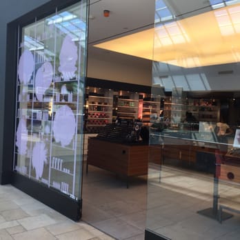 MAC Cosmetics - Makeup Artists Near Me - Canoga Park, California MAC Cosmetics - Makeup Artists Near Me - Canoga Park, California