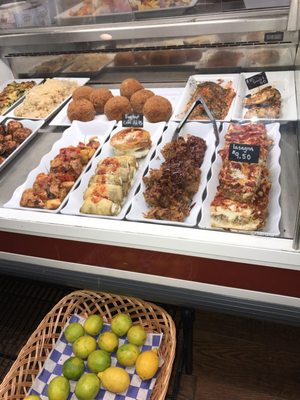 Max's Market & Eatery by null