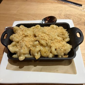 Seasons 52 - The mac & cheese, which I had high hopes for, but both the noodles were dry, and there was no sauce to speak of - New American Near Me - Indianapolis, Indiana
