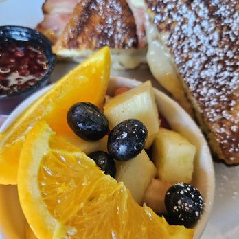Brunch & Sip - Monte Cristo - Coffee & Tea Near Me - Phoenix, Arizona Brunch & Sip - Monte Cristo - Coffee & Tea Near Me - Phoenix, Arizona
