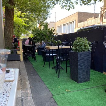 Bar Bruno - COVID outside seating - New American Near Me - Brooklyn, New York