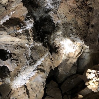 Black Chasm Cavern - So many crystals, so little time! - Tours Near Me - Volcano, California