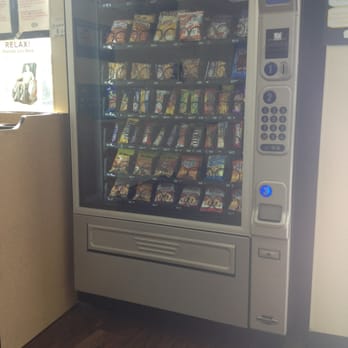 Laundry For Less - Vending machine and an ice cream machine - Laundromat Near Me - Buena Park, California Laundry For Less - Vending machine and an ice cream machine - Laundromat Near Me - Buena Park, California