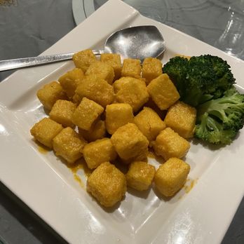 OOHU - Crispy Tofu W. Salty Egg Yolk - Szechuan Near Me - New York, New York